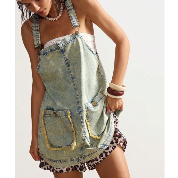 Boho Light Wash Frayed Pockets Denim Overalls Mini Dress - Picture 2 of 7